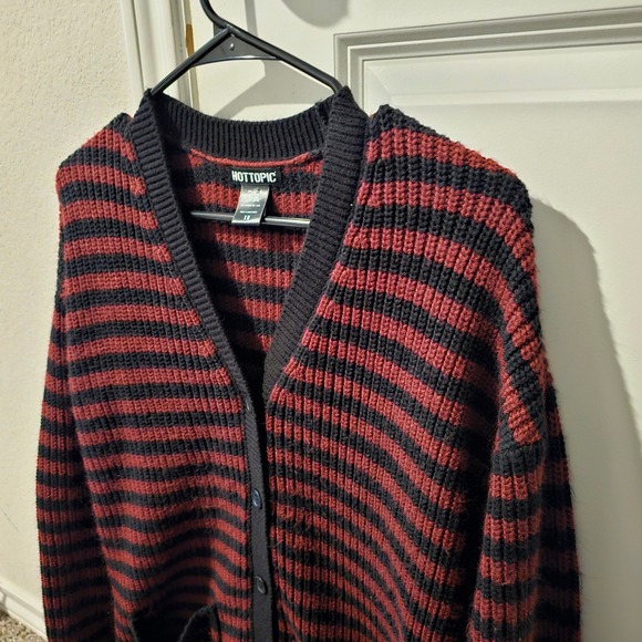 Hot Topic Red Black Striped Long Sleeve Button Front Cardigan Sweater - Picture 2 of 6